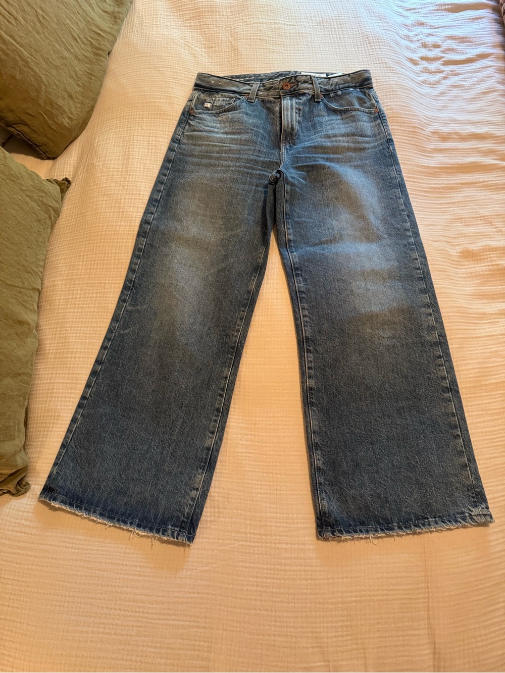 AG High Rise and flare - brand new - Picture 2 of 4